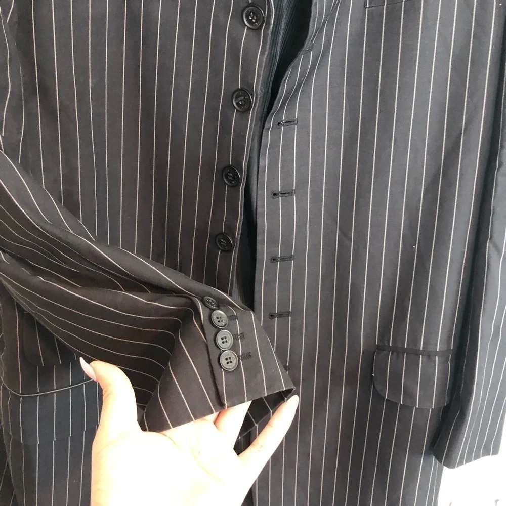 Vittoria St. Angelo Black Pinstripe Men Suit Jacket
